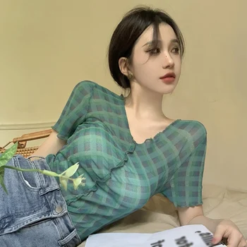 Женская клетчатая тонкая сексуальная футболка в корейском стиле с коротким рукавом, приталенный крой, тонкий дизайн, ощущение лета  1