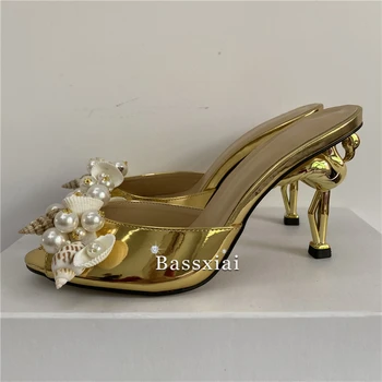 Женские вечерние туфли на каблуке фламинго в богемном стиле, металлические босоножки на необычном каблуке, лакированная кожа, ракушка, жемчужные сандалии с цветочным узором, женские 4