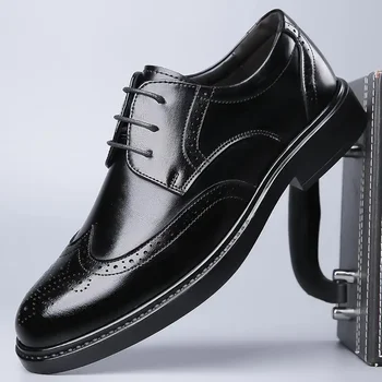 Кожаная обувь Мужская Осенняя деловая официальная одежда в британском стиле, повседневная маленькая кожаная обувь в стиле ретро, мужская рабочая модная обувь для мальчиков